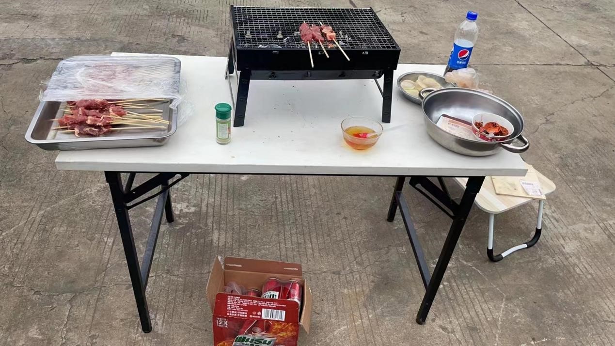 法钢员工BBQ2